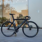 Fixie gris et noir en carbone