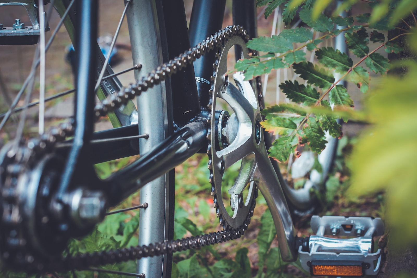 Pédalier de fixie en gros plan